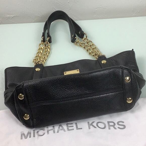 Michael Kors Delaney Gold hardware & Chain Link Studded shoulder bag w dust bag - Picture 13 of 16